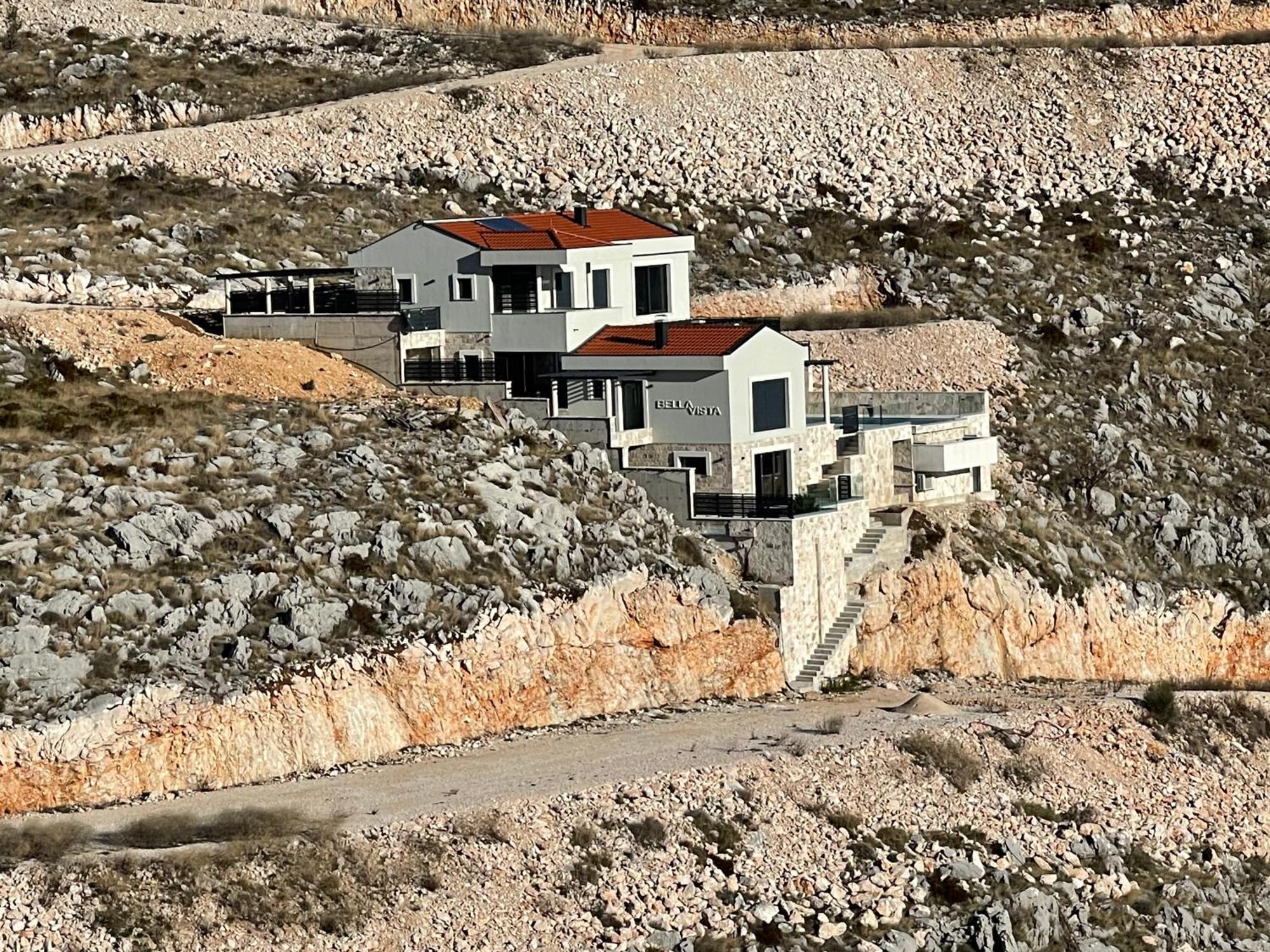 Bellavista Villa Ivanica Buitenkant foto
